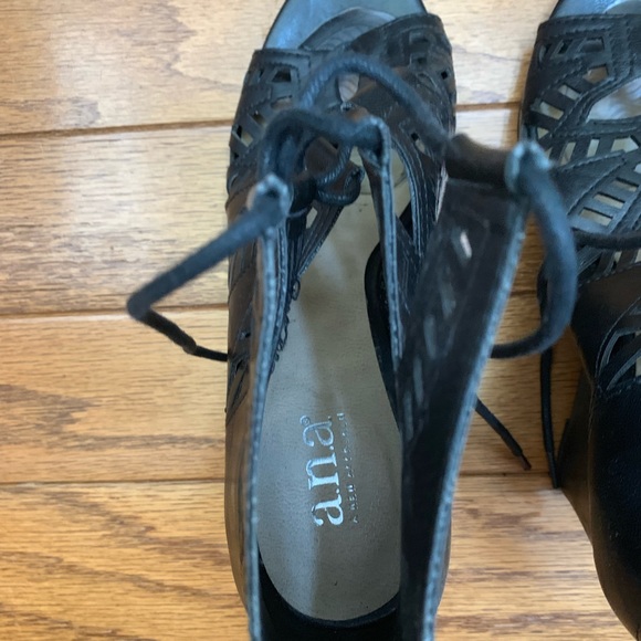 a.n.a Brand Black Wedges - Picture 2 of 2